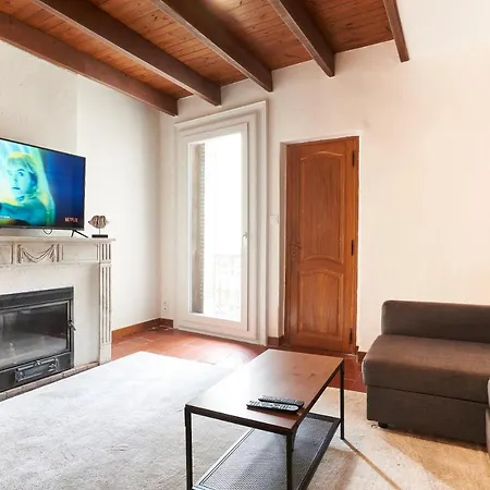 Duplex De Standing En Plein Coeur De *